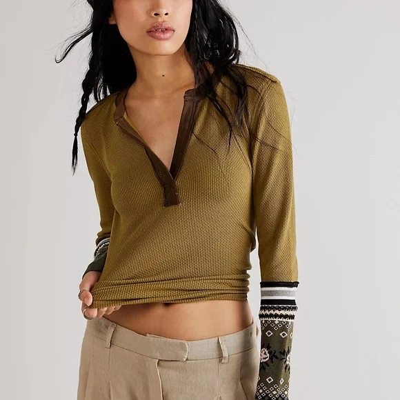 NWT Free People MIKAH LAYERING CUFF ARMY Thermal Long Sleeve Green - Picture 5 of 12